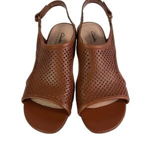 Clarks Sandals Womens 10 Tan Caroleigh Star Heeled Leather Open Toe